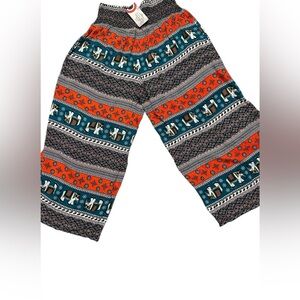 NWT.  Sacred Threads Funky Pallozo Pants. Size M/L.   222270/3.   LG/CL/GR01